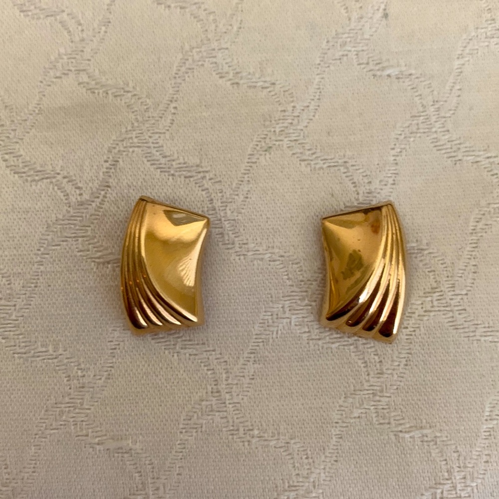 14k gold earrings